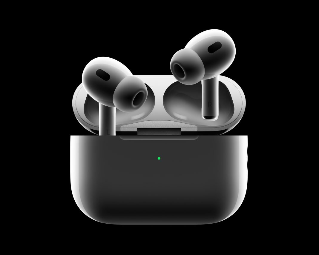 Cover Trasparente Antiurto Per AirPods Pro 1ª E 2ª Gen Con Penna Pulente E Moschettone