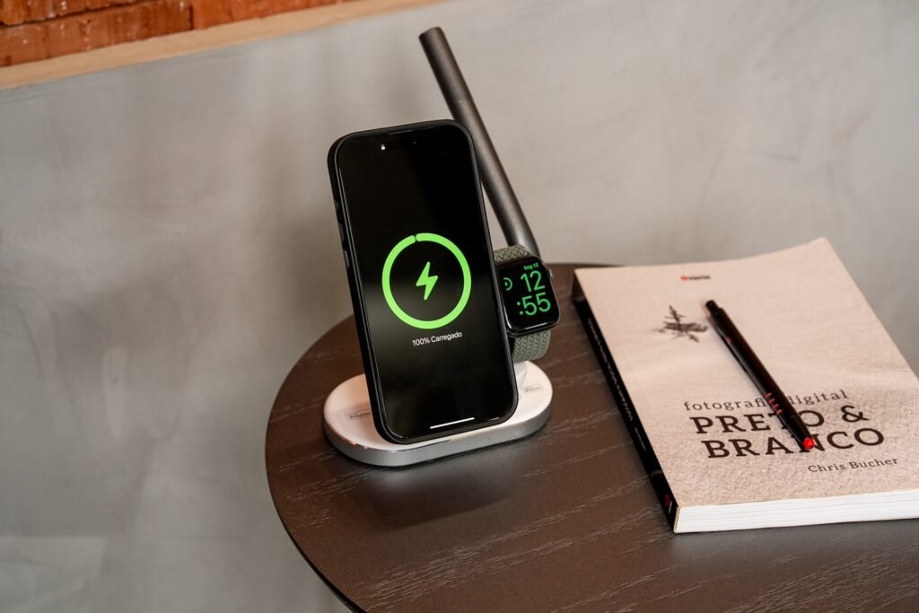 Conheça opções de carregadores para dispositivos Apple na iPlace e escolha um modelo seguro, rápido e compatível com suas necessidades