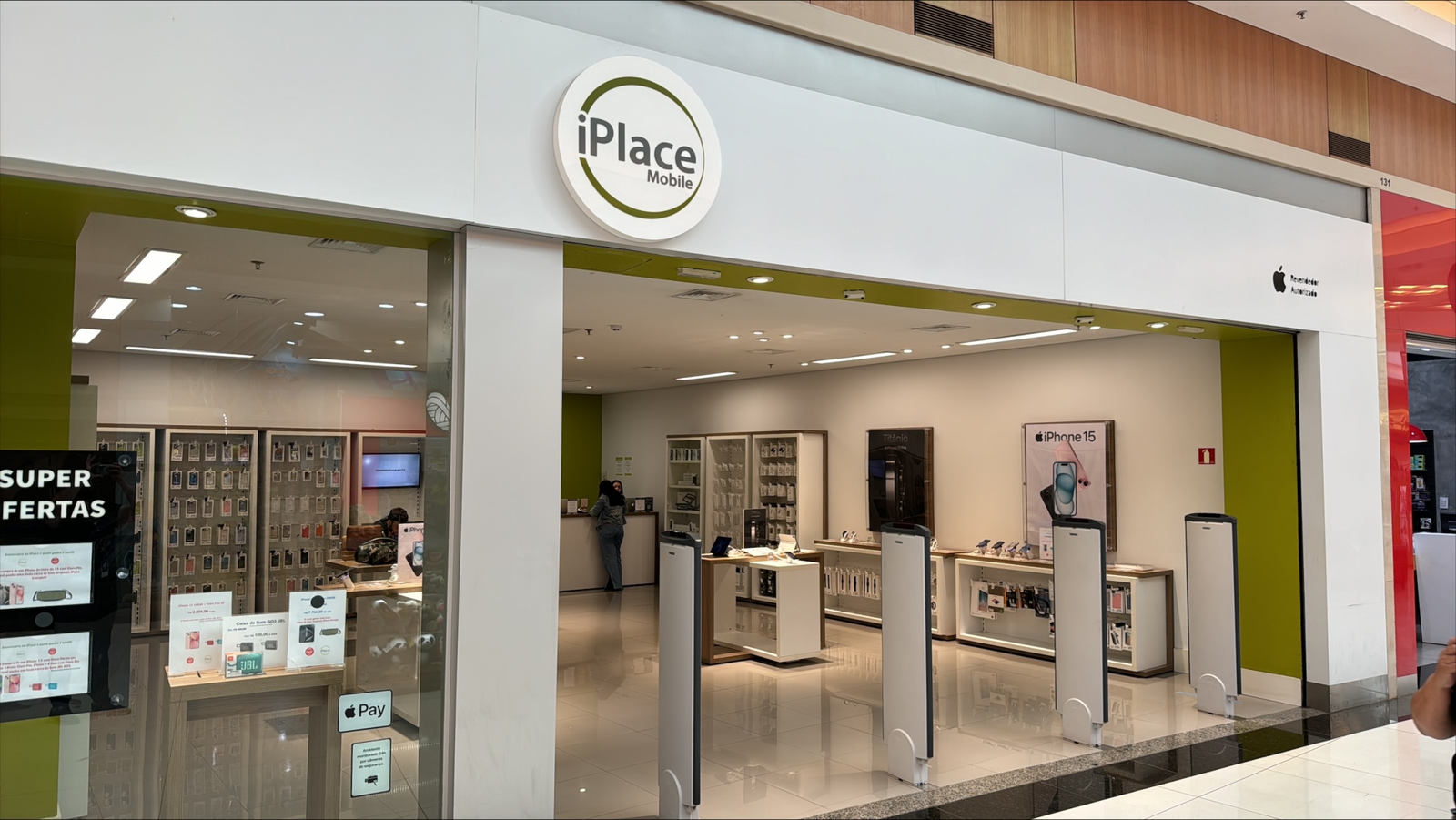 iPlace reinaugura loja em Santa Catarina promovendo evento de ...